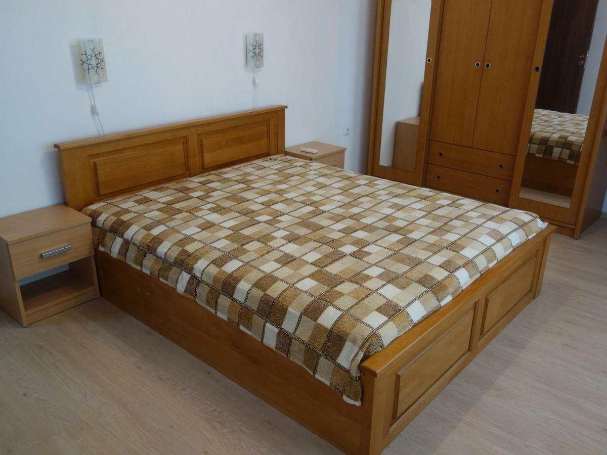 Sea Garden Marina 2 Apartment Varna Ngoại thất bức ảnh