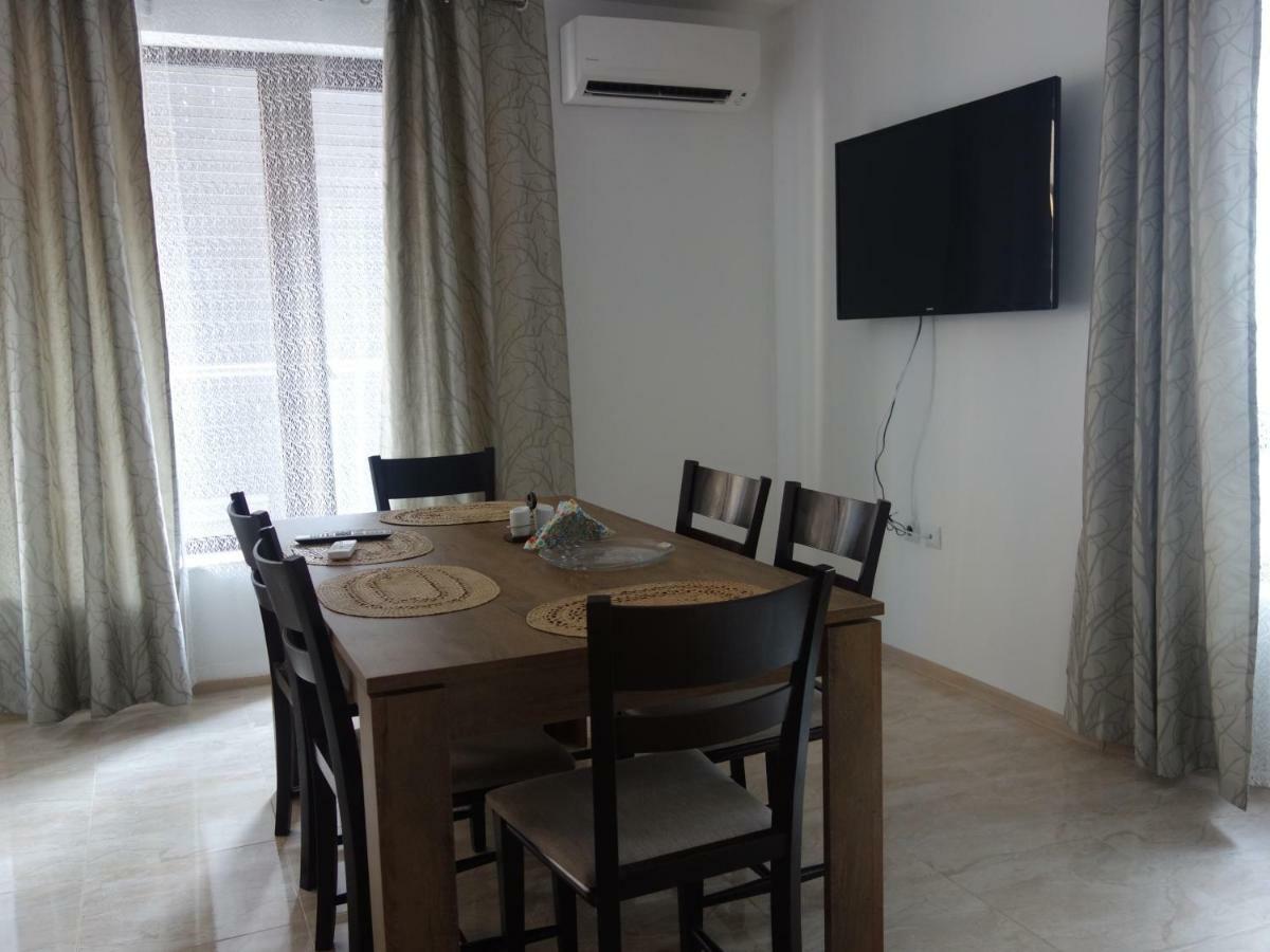 Sea Garden Marina 2 Apartment Varna Ngoại thất bức ảnh