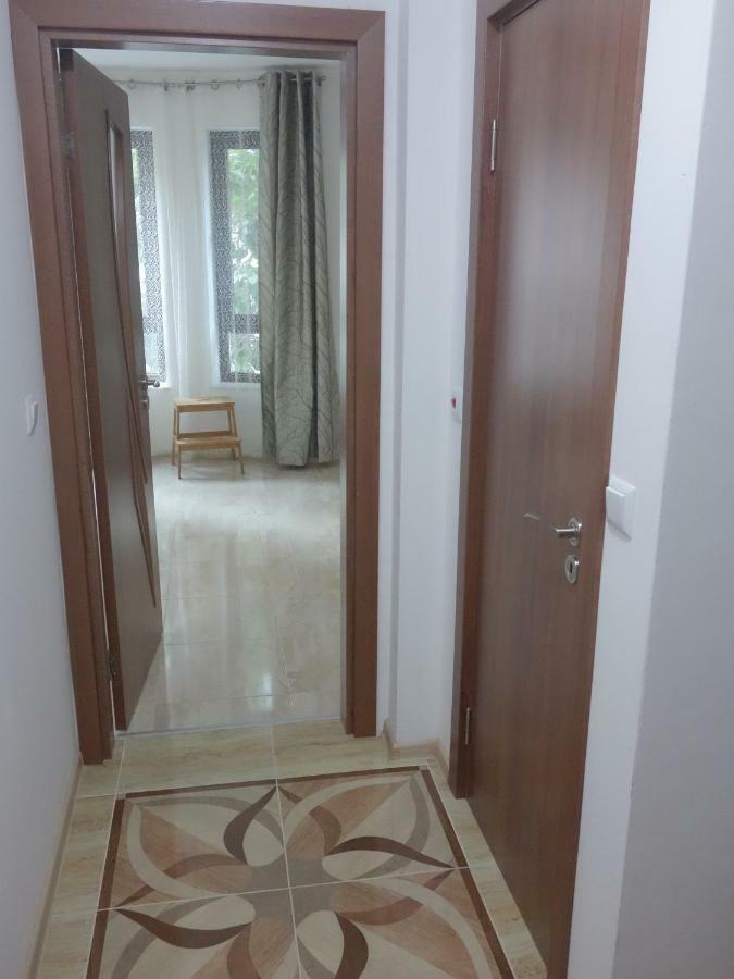 Sea Garden Marina 2 Apartment Varna Ngoại thất bức ảnh