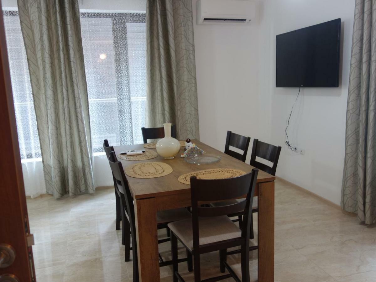 Sea Garden Marina 2 Apartment Varna Ngoại thất bức ảnh